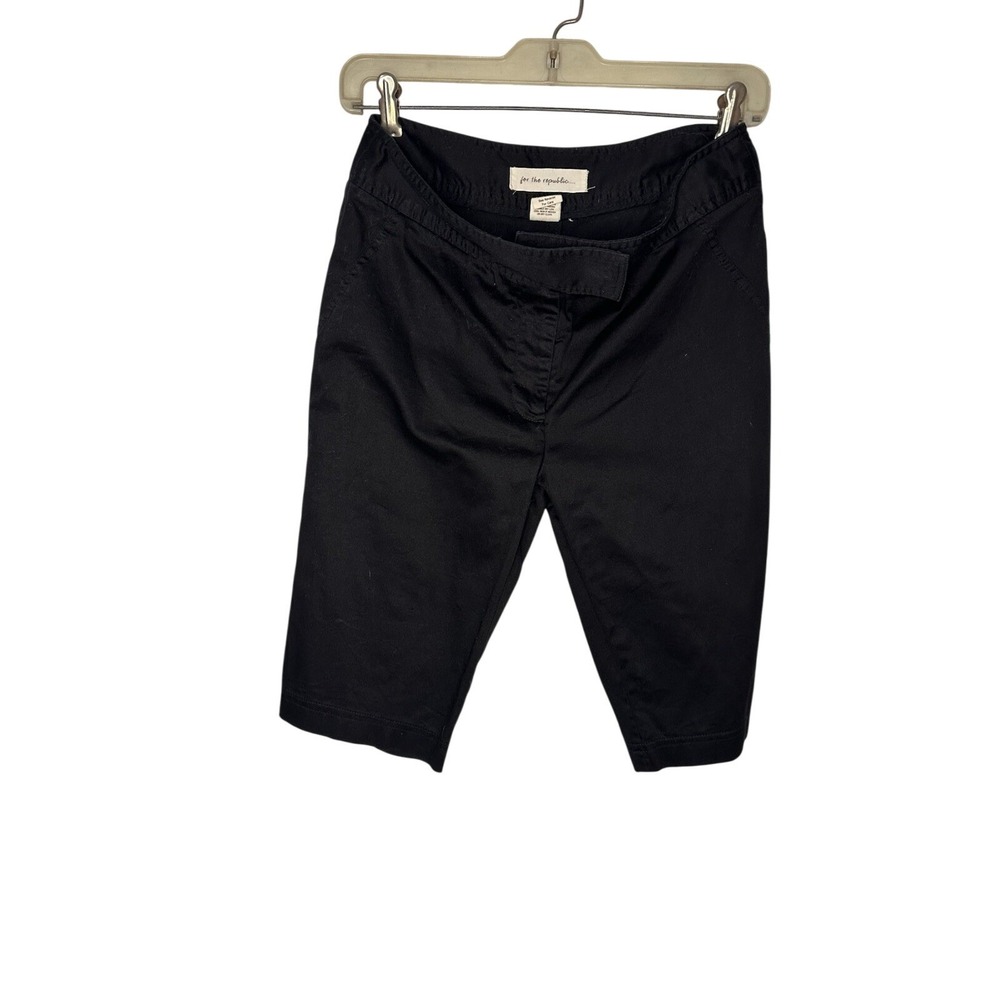 YMI Black Capri Shorts Women's Size 2‎ Cotton Blend Stretch Cropped Casual